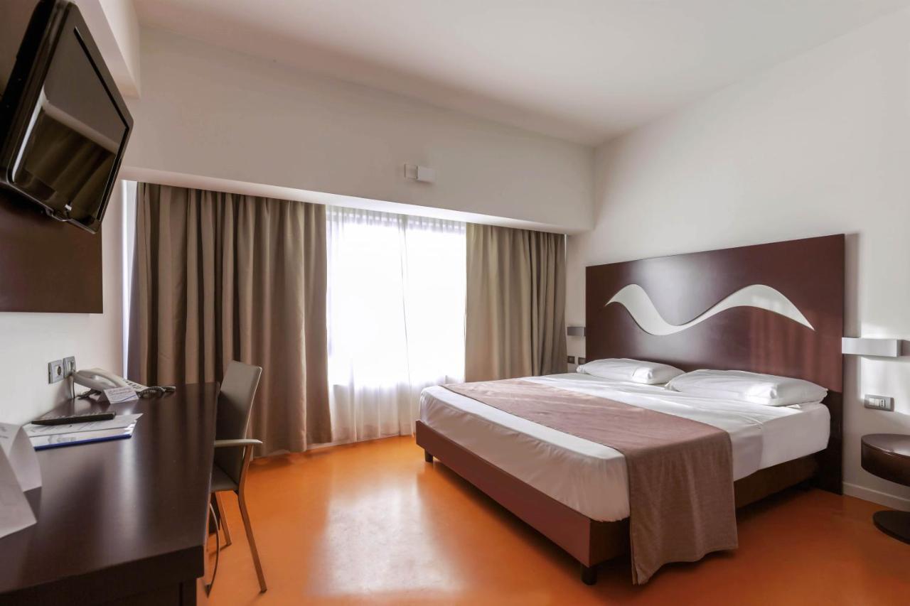 Hotel Poseidon Торре-дель-Греко Экстерьер фото