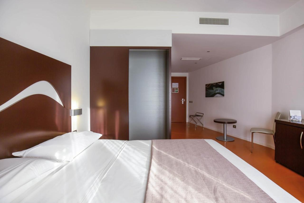 Hotel Poseidon Торре-дель-Греко Экстерьер фото