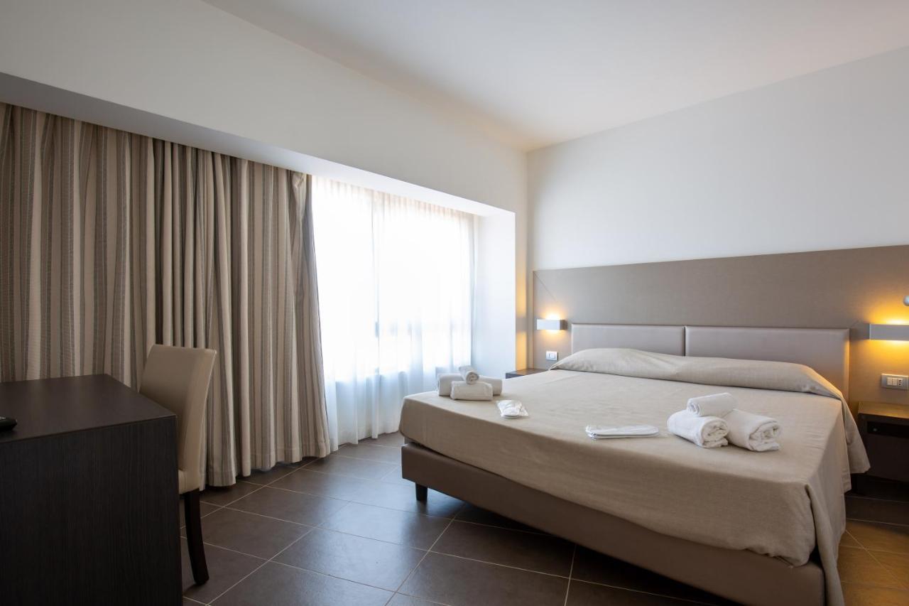Hotel Poseidon Торре-дель-Греко Экстерьер фото